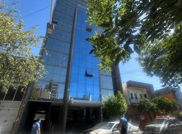 Oficina comercial · 90m² · 5 Ambientes · Lamadrid 377, San Miguel de Tucuman.