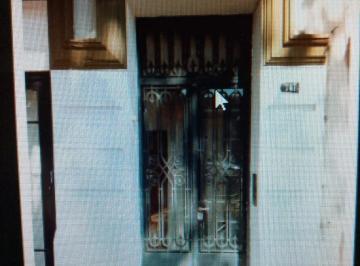 Casa · 135m² · 5 Ambientes · Rondeau 747 Venta Casa con Local