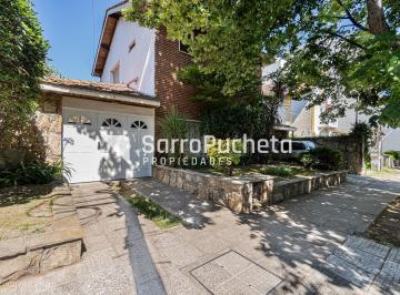 Casa · 201m² · 4 Ambientes · 4 Cocheras · Venta Casa de 4 Ambientes en Haedo Norte.