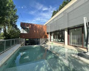 Casa · 315m² · 5 Ambientes · 1 Cochera