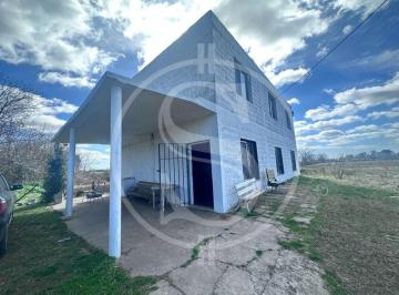 Campo · 190m² · 5 Ambientes · Campo en Venta Pavon con Casa 4 Amb y Casa Caseros