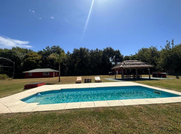 Campo · 200m² · 4 Ambientes