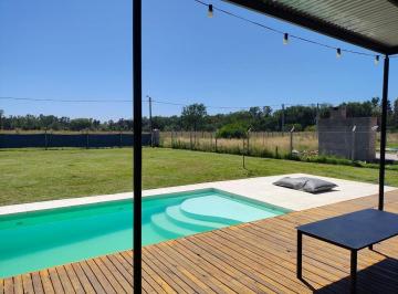 Quinta vacacional · 75m² · 2 Ambientes · Quinta Monoambiente Estilo Container Quintas de Alvarez