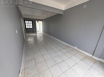 Departamento · 90m² · 3 Ambientes · Venta Departamento - Av Rivadavia 2600 - Último Piso