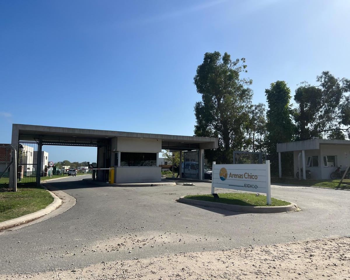 Lote N 79 de 728m2 en barrio privado Arenas Chico