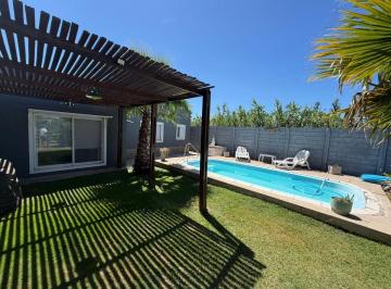 Casa de 4 ambientes, Chascomús · Hermosa Casa en Barrio Privado (Club San Huberto)