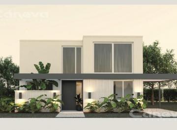 Casa · 300m² · 5 Ambientes · 2 Cocheras · Casa en Carpinchos