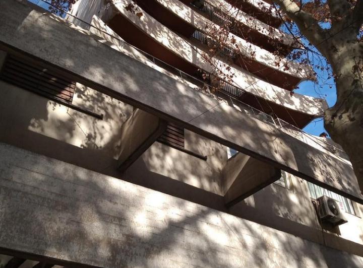 Departamento · 100m² · 6 Ambientes · 2 Cocheras