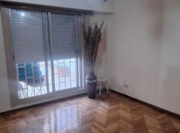 Departamento · 73m² · 3 Ambientes · Zeballos 957 Dpto 2 Dorm C/patio