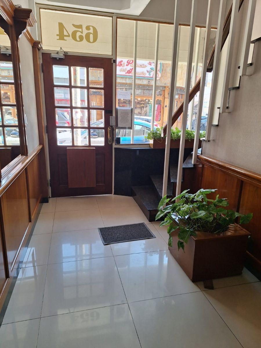 Alvear 654