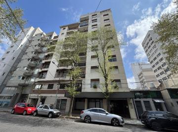 Departamento · 47m² · 2 Ambientes · Venta Departamento Dos Ambientes Al Lateral Abierto. Zona Plaza Mitre
