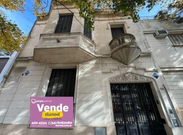 Local comercial · 260m² · 5 Dormitorios · Pueyrredon Al 1100 - Venta Casa / Local / Oficina en Rosario