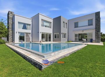 Casa · 1000m² · 4 Dormitorios · 1 Cochera · Casa a La Venta en Terravista, General Rodriguez