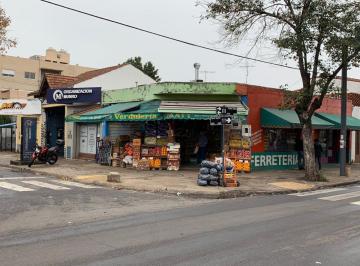Local comercial , Vicente López · Venta en Block de 4 Locales en Munro