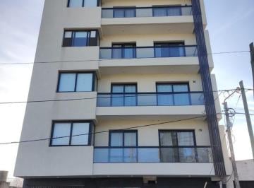 Departamento · 68m² · 3 Ambientes · 1 Cochera · Departamento de 2 Dorm. en Venta