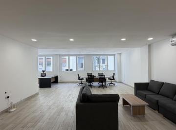 Oficina comercial · 160m² · 1 Ambiente · Oficina en Microcentro