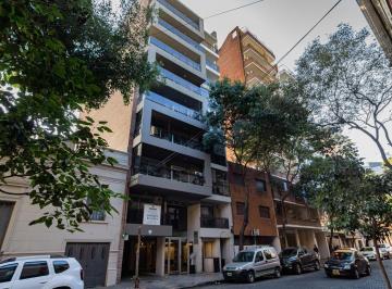 Departamento · 77m² · 3 Ambientes · 1 Cochera · Jujuy 1660 01 01