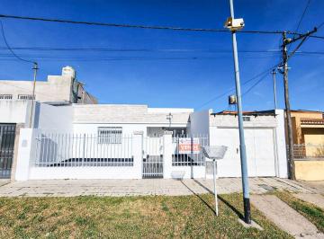OCP-OCP-961_2 · Vendo Casa 3 Dorm. y Cochera