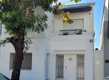 OCP-OCP-1249_2 · Venta Casa 3 Dorm. con Patio y Quincho