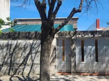 Casa · 159m² · 4 Ambientes · 2 Cocheras · Campbell 880 Venta Casa 2 Dorm. en Barrio Belgrano - Rosario