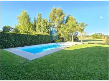 Casa · 243m² · 5 Ambientes · 4 Cocheras · Venta Casa Al Golf en San Isidro Labrador, Villanueva