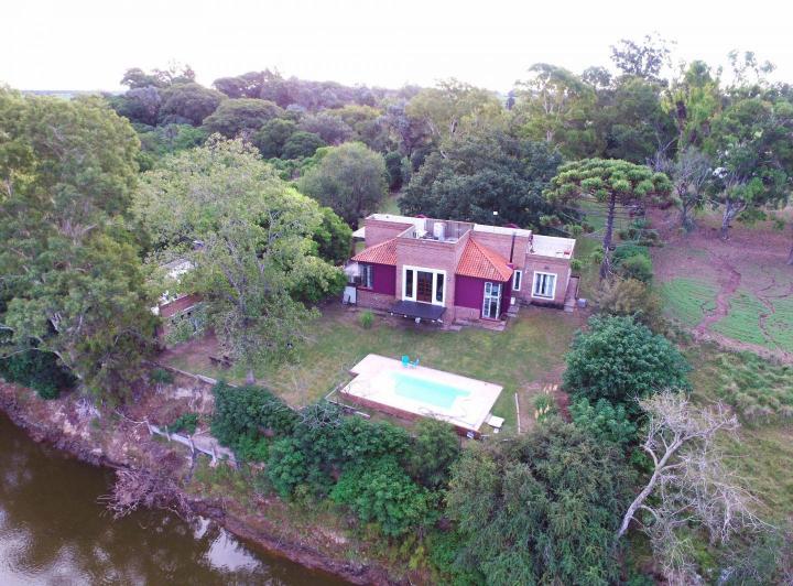 Casa · 300m² · 4 Ambientes