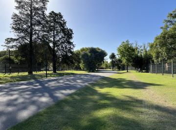 Terreno · 800m² · Terreno Central en Venta en Pilara El Tilbury, Pilar 800 m² Golf Polo Tenis