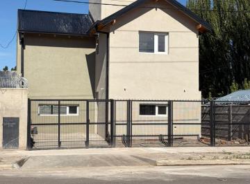 Casa · 215m² · 4 Ambientes · 1 Cochera · Casa en El Barrio Abierto Ayres del Limay
