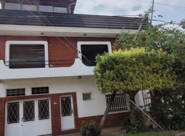 PH de 5 ambientes, Morón · Alquiler con Opción a Venta - Triplex 5 Ambientes en Haedo – Cochera, Terraza y Quincho