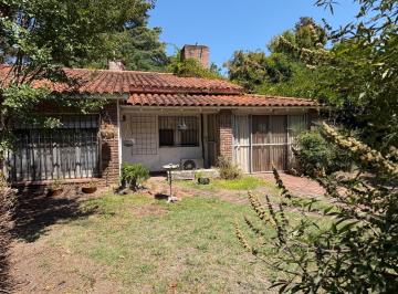 Casa · 150m² · 3 Ambientes · 2 Cocheras · Casa en Barrio Parque El Trébol 3 Dorm. 2 Baños 657 m²