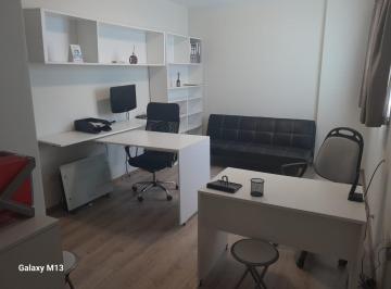 Oficina comercial · 17m² · 2 Ambientes · Oficina en Alquiler - 1 Baño - 17 m² - La Plata