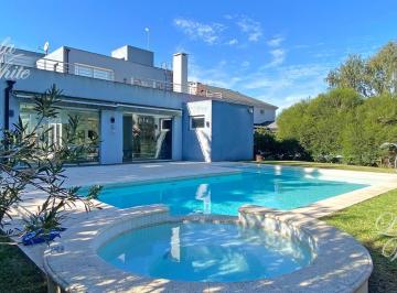 Casa · 351m² · 6 Ambientes · 2 Cocheras · Casa a La Venta en San Eliseo