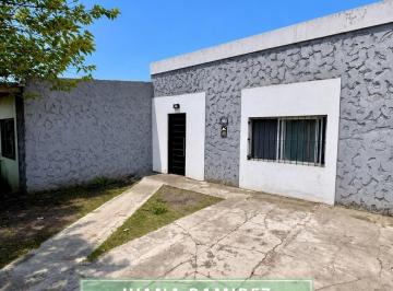 Casa · 360m² · 3 Ambientes · Casa de 3 Ambientes en Francisco Álvarez, Moreno.