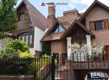 Casa · 430m² · 5 Ambientes · 4 Cocheras · Chalet 5 Ambientes Venta Ramos Mejia
