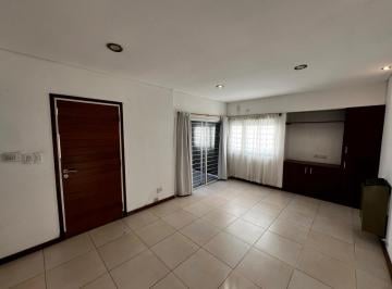 PH · 60m² · 2 Ambientes · 1 Cochera · PH en Bernardino Rivadavia