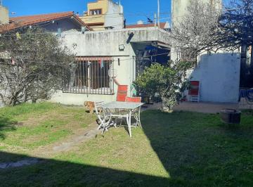Casa · 70m² · 3 Ambientes · Casa en Venta - 3 Ambientes - Ramos Mejía - Lote Propio - Apto Credito