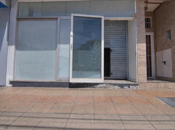 Local comercial · 165m² · 5 Ambientes
