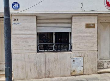 Casa en Alquiler de 8 ambientes Centro · Alquiler Casa en Barrio Centro