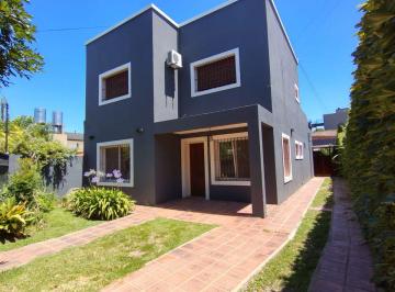 Casa de 5 ambientes, Pilar · Casa 5 Ambientes en Venta - Pilar, Villa Morra - Apta Crédito