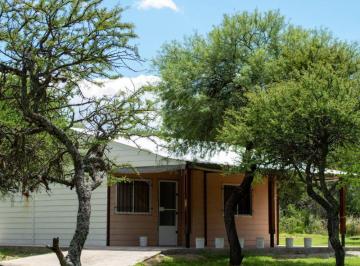 Casa de 3 ambientes, Cortaderas · Casa Amoblada con Gran Parque, a Minutos de Villa de Merlo