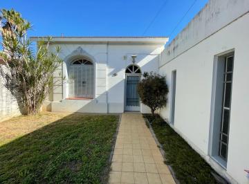 Casa · 176m² · 4 Ambientes · 2 Cocheras · Venta - Cordoba - B° Pueyrredon - Casa 3 Dorm - Gran Terreno