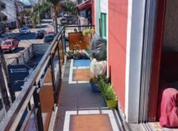 Departamento · 65m² · 3 Ambientes · Venta Departamento 3 Ambientes Al Frente con Balcon Villa Luzuriaga