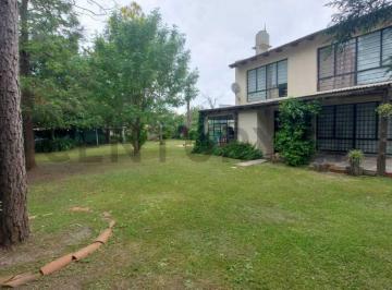 Casa · 100m² · 4 Ambientes · 2 Cocheras · Casa en Alquiler 2 Dorm. en Villa Elisa