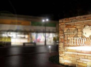 Terreno · 330m² · 4 Ambientes · 4 Cocheras · Lote en Venta en Gorina