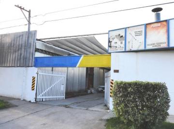 Local comercial de 3 ambientes, Bahía Blanca · Colombia 65, Alquila Deposito