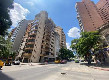 Departamento de 6 ambientes, Córdoba · La Mejor Ubicación de Nueva Córdoba!