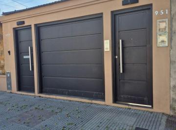 PH de 2 ambientes, Lanús · PH de 2 Ambientes con Patio en Venta en Lanús Este