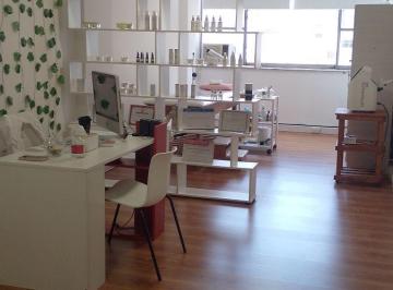 Oficina comercial de 1 ambiente, Balvanera · Se Vende Hermosa Oficina Al Frente. Reciclada Muy Luminosa con Renta U$s 43.000
