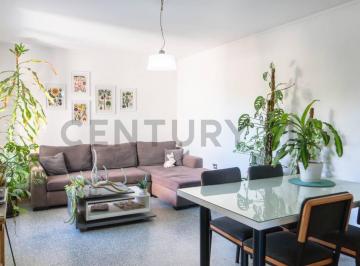 Departamento · 55m² · 4 Ambientes · Departamento en Venta en La Plata de 2 Dorm.