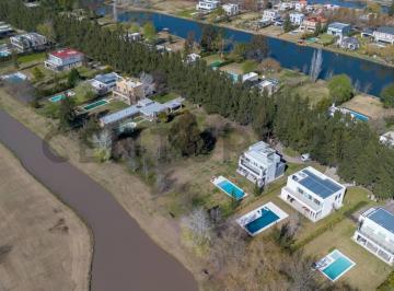 Terreno · 1034m² · Lote en Venta Miralagos II La Plata 1034 m²